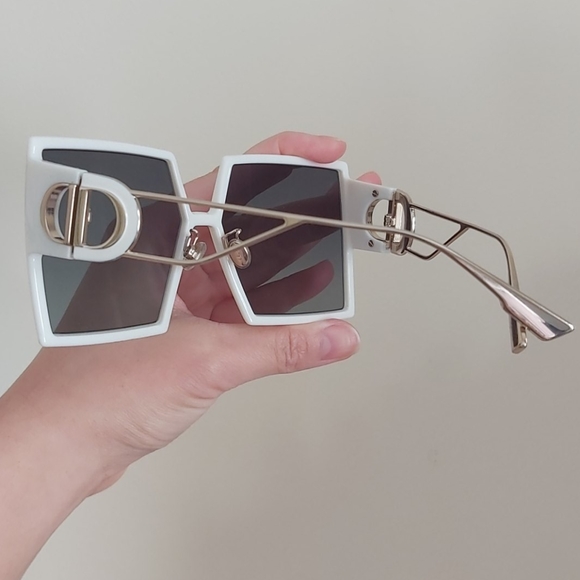 SOLD Authentic Dior 30 Montaigne Ivory Sunglasses - Picture 3 of 6